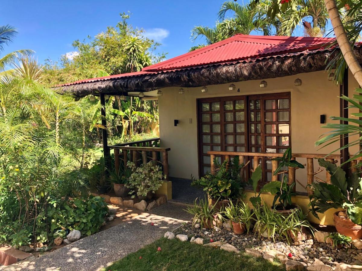 Strutz Art Garden Resort Bangued Esterno foto