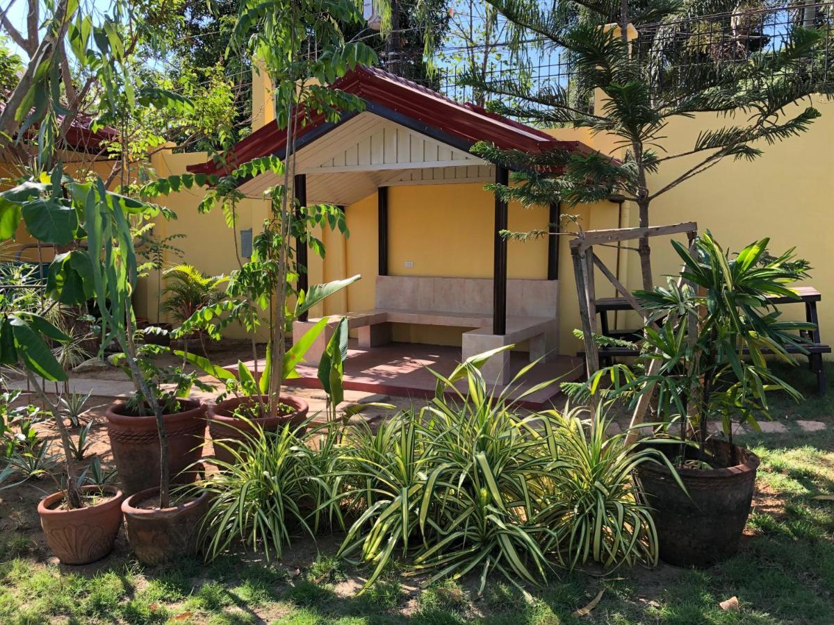 Strutz Art Garden Resort Bangued Esterno foto