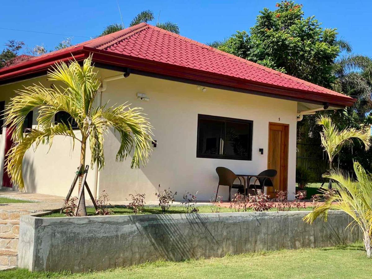 Strutz Art Garden Resort Bangued Esterno foto