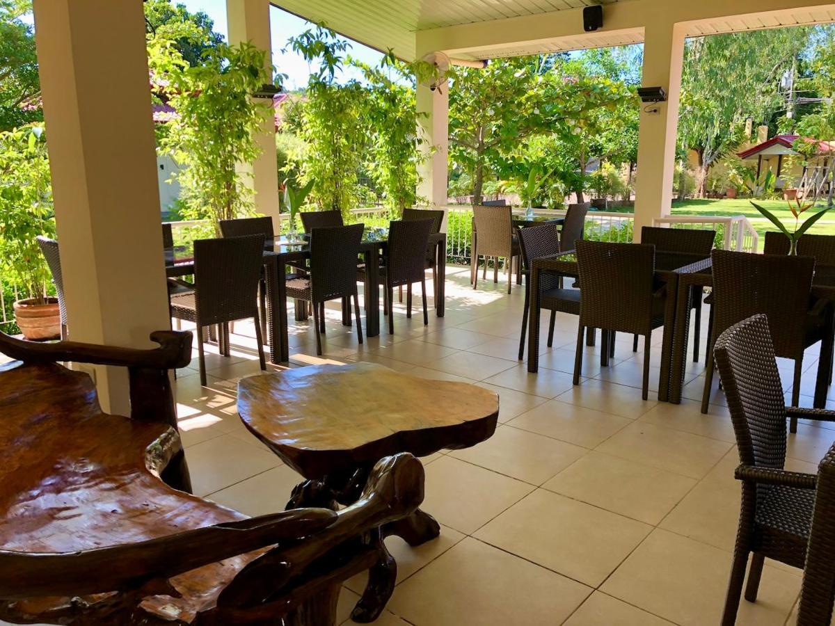 Strutz Art Garden Resort Bangued Esterno foto