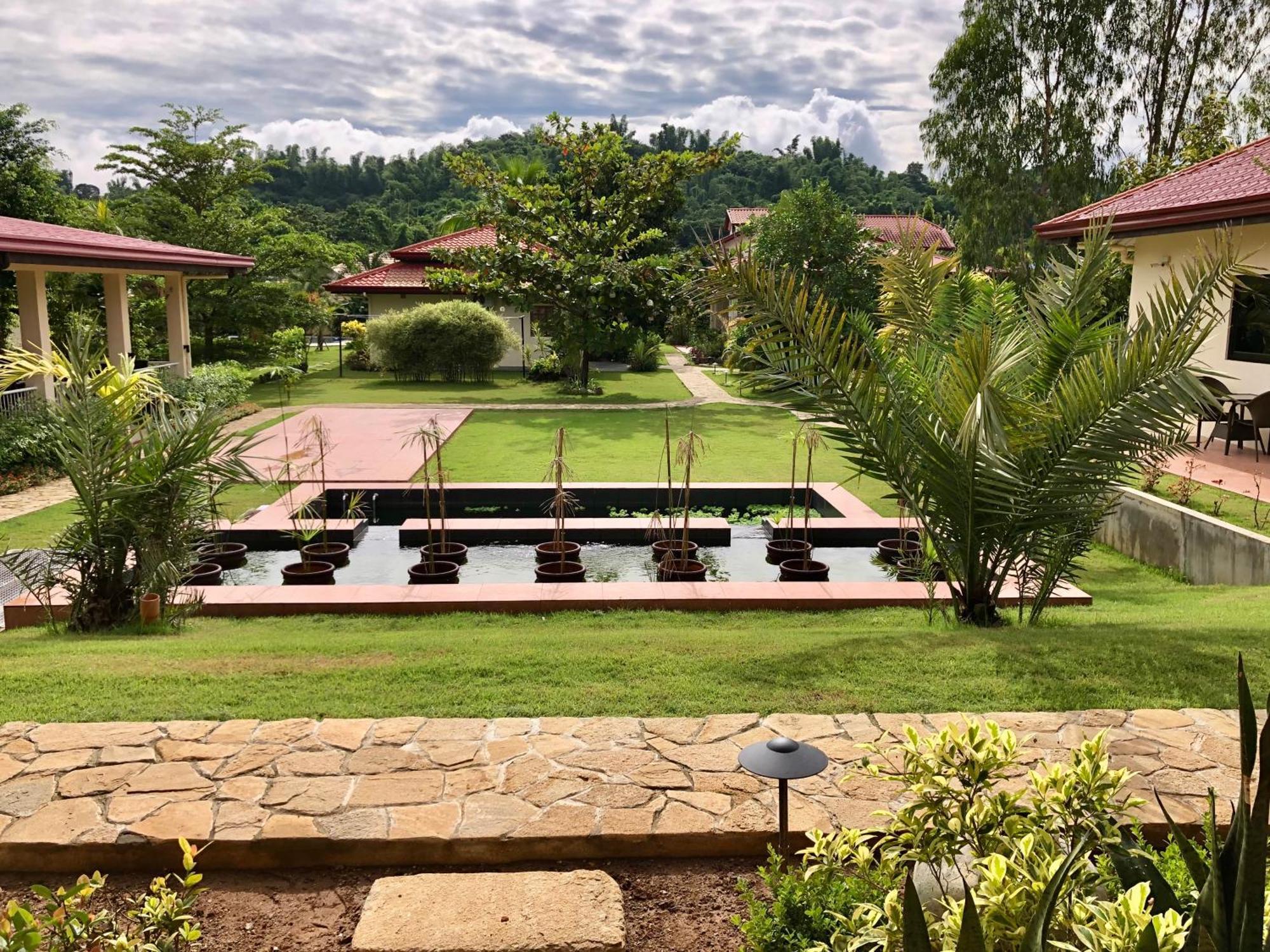 Strutz Art Garden Resort Bangued Esterno foto