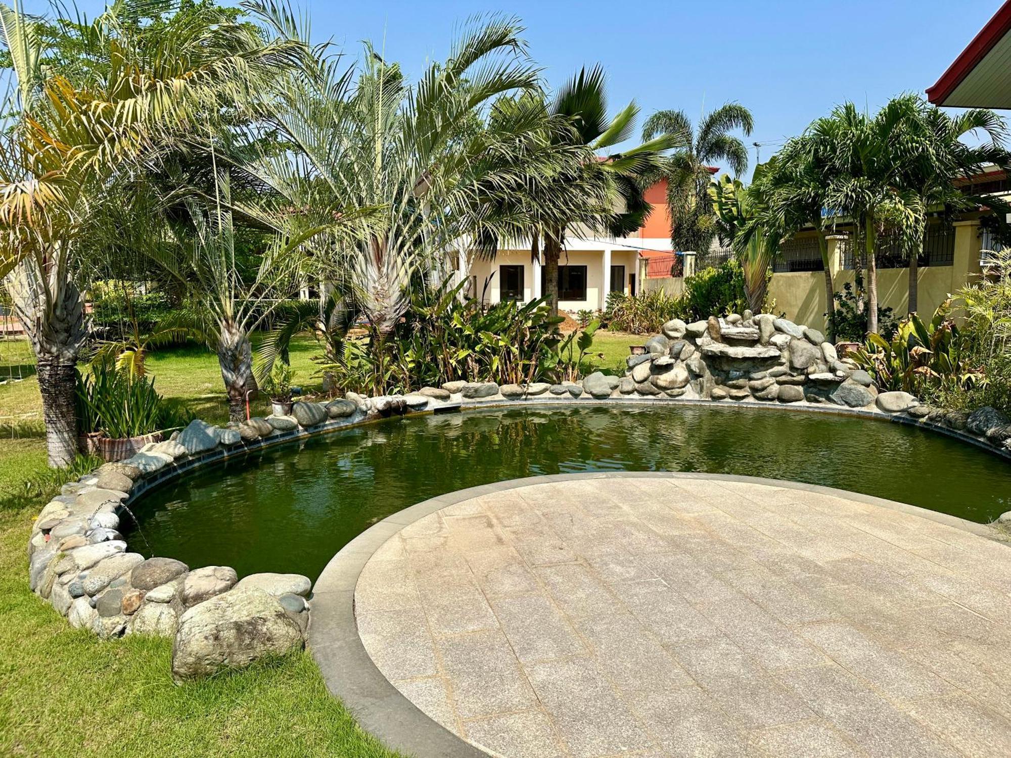 Strutz Art Garden Resort Bangued Esterno foto